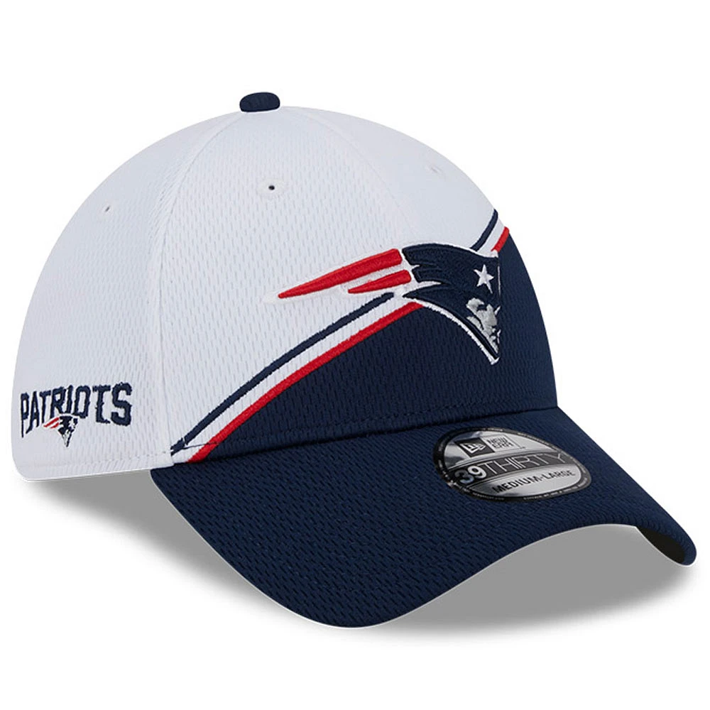 Men's New Era White/Navy England Patriots 2023 Sideline 39THIRTY Flex Hat