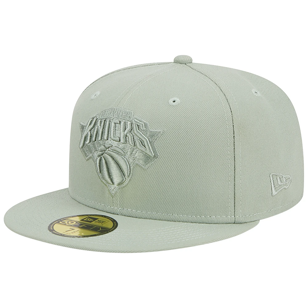 Men's New Era Light Green New York Knicks Sage Color Pack 59FIFTY Fitted Hat
