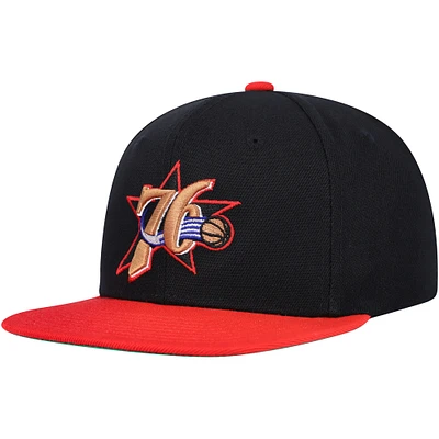 Youth Mitchell & Ness Black/Red Philadelphia 76ers Two-Tone Snapback Hat