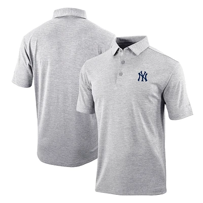 Men's Columbia Gray New York Yankees Omni-Wick Polo