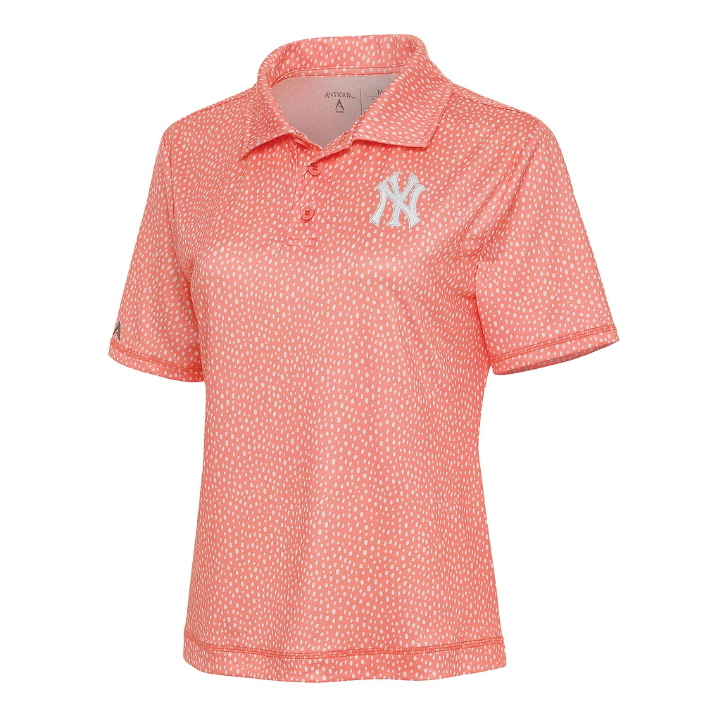 Women's Antigua Coral New York Yankees Tonal Feature Polo