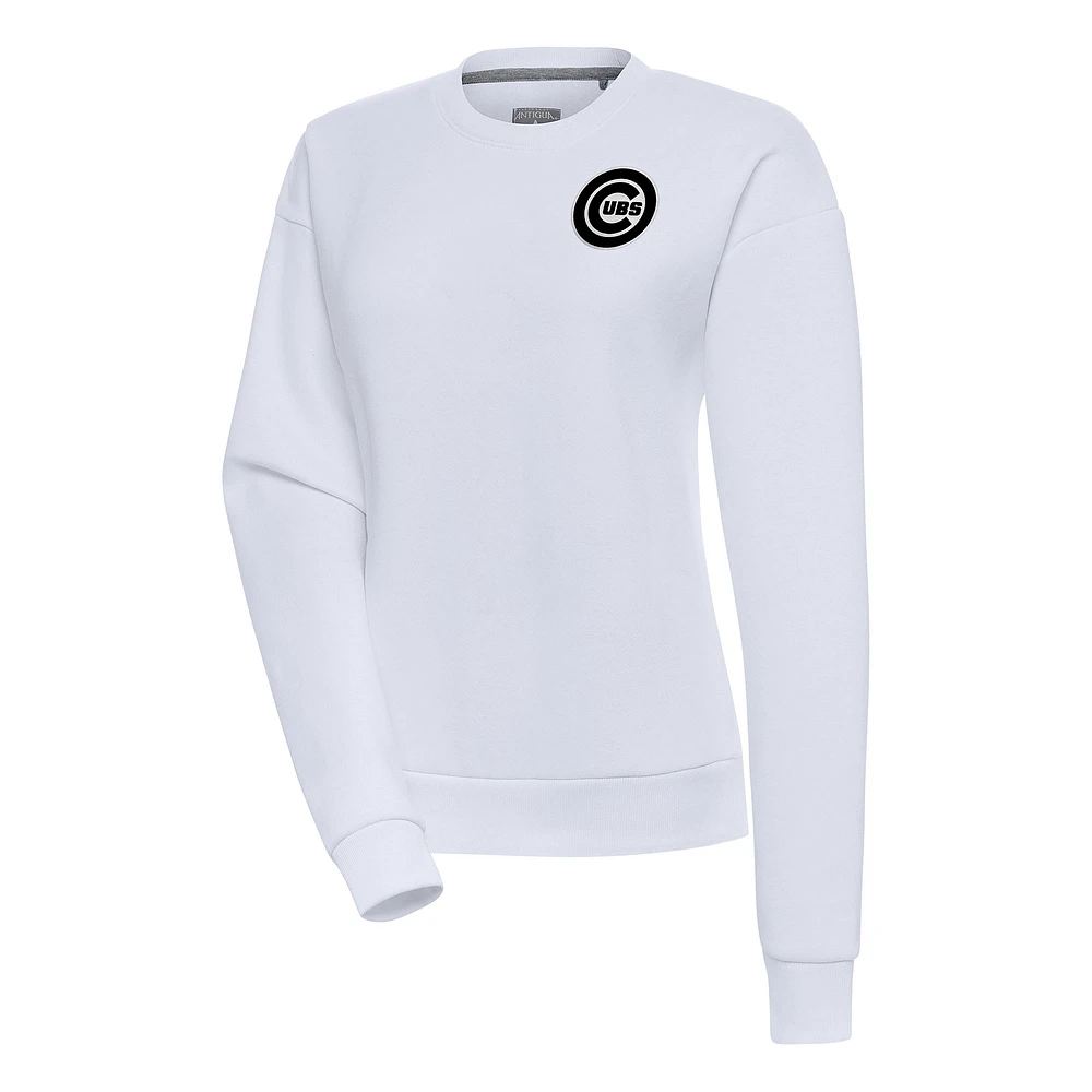 Women's Antigua White Chicago Cubs Brushed Metallic Victory Pullover Sweatshirt