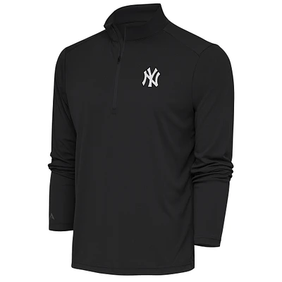 Men's Antigua Charcoal New York Yankees Metallic Tribute Quarter-Zip Top