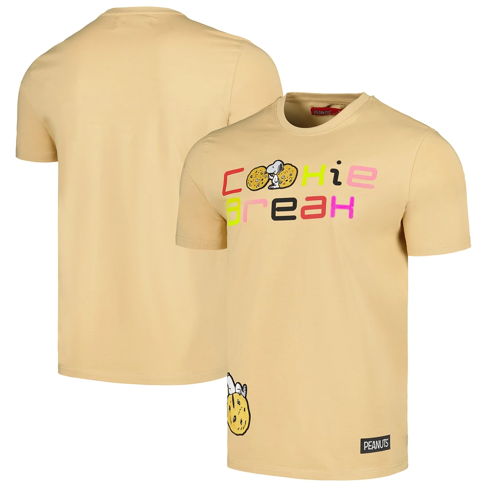 Men's Freeze Max Khaki Peanuts T-Shirt