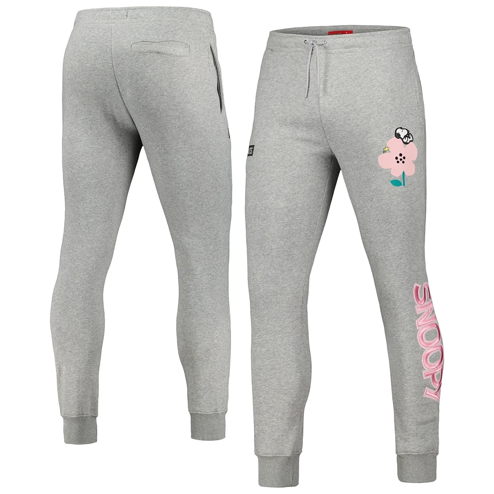 Men's Freeze Max Heather Gray Peanuts Jogger Pants