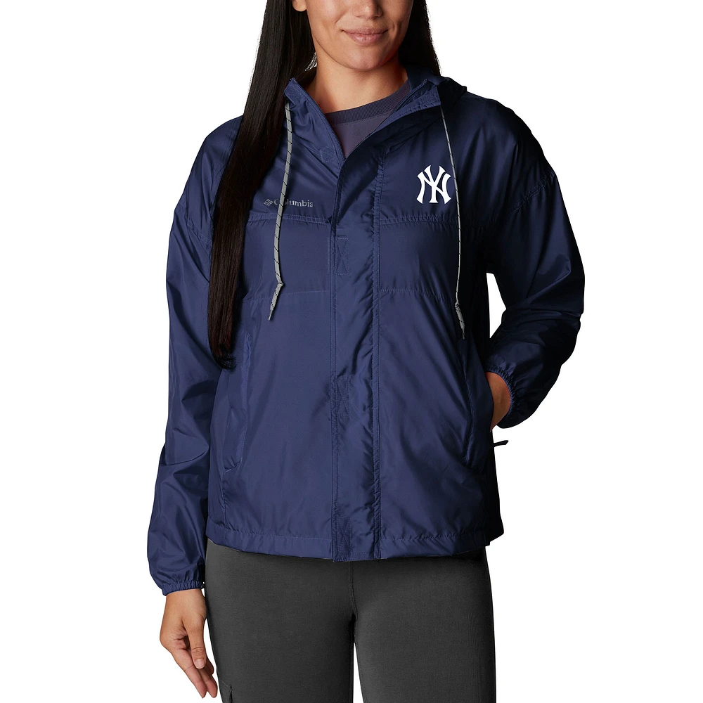 Women's Columbia Navy New York Yankees Flash Challenger Full-Zip Windbreaker Jacket