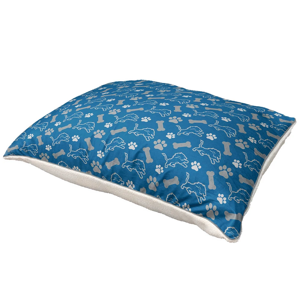 Pegasus Detroit Lions 35" x 44" Bones Sherpa Pet Bed