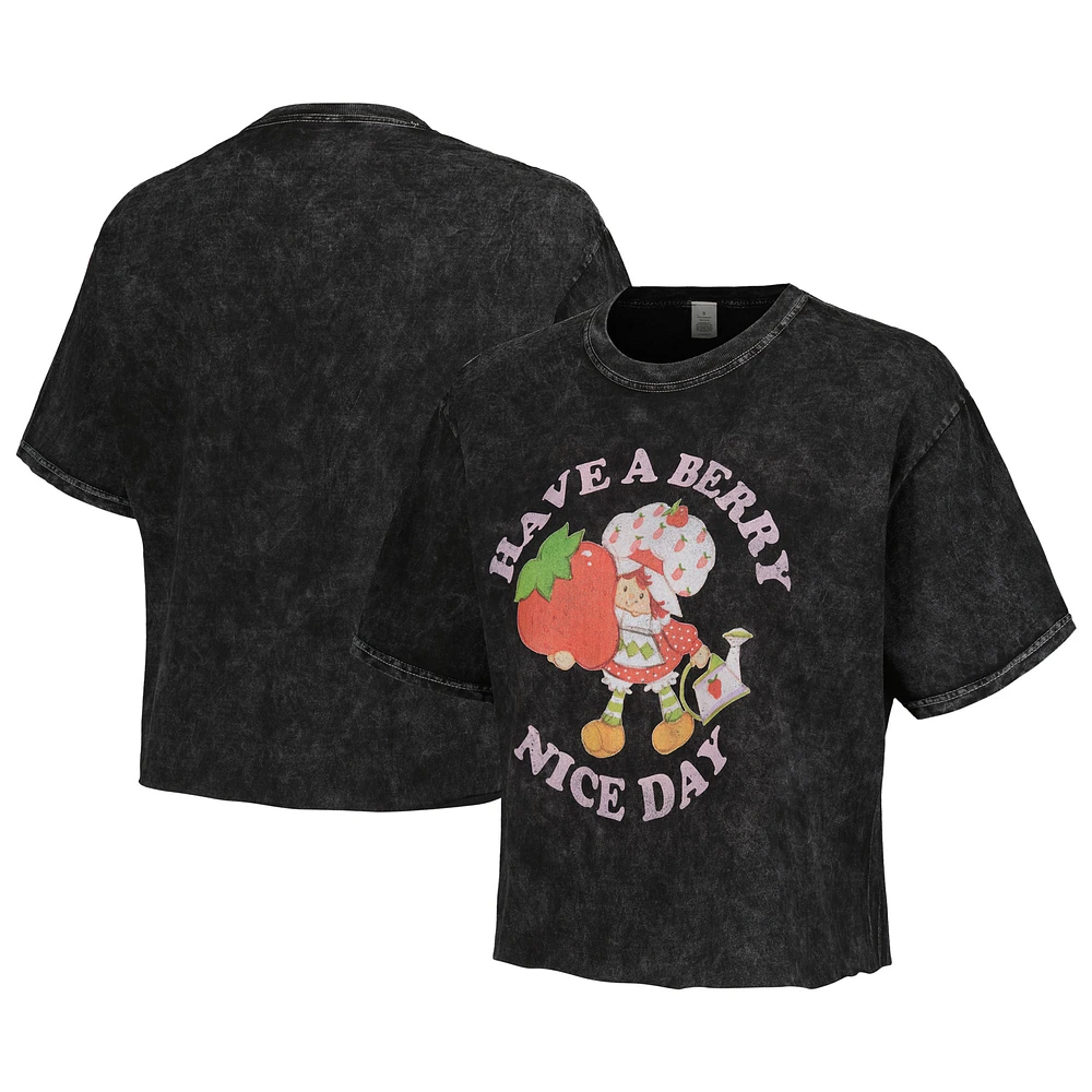 Unisex Mad Engine Black Strawberry Shortcake Have A Berry Nice Day T-Shirt