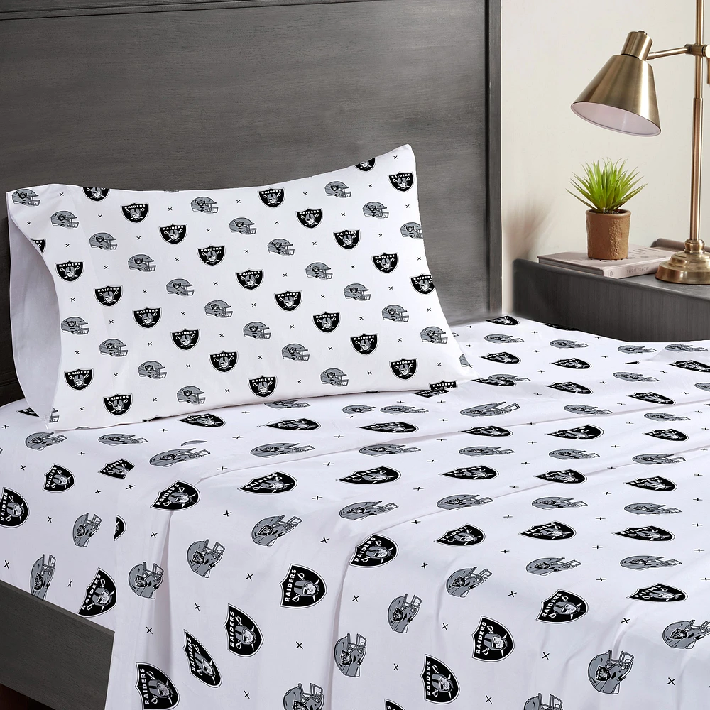 Las Vegas Raiders Three-Piece Twin Sheet Set