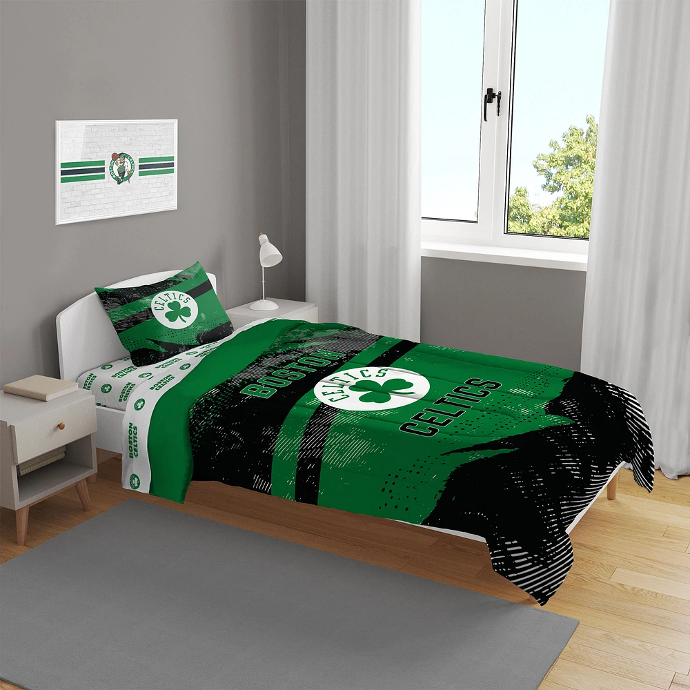 Boston Celtics Four-Piece Slanted Stripe Twin Bed Set