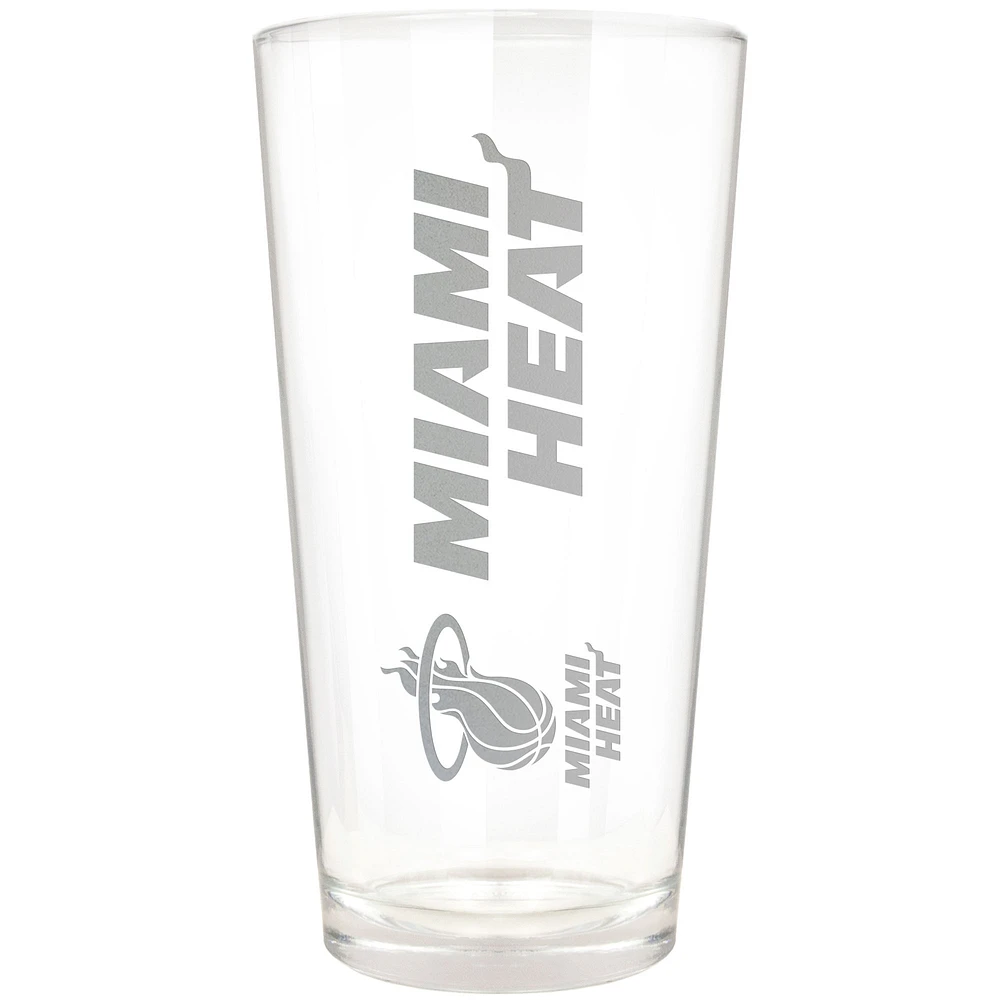 Miami Heat Etched 16oz. Vertical Rally Cry Pint Glass