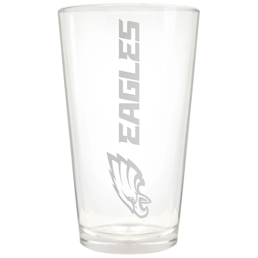 Philadelphia Eagles Etched 16oz. Vertical Rally Cry Pint Glass