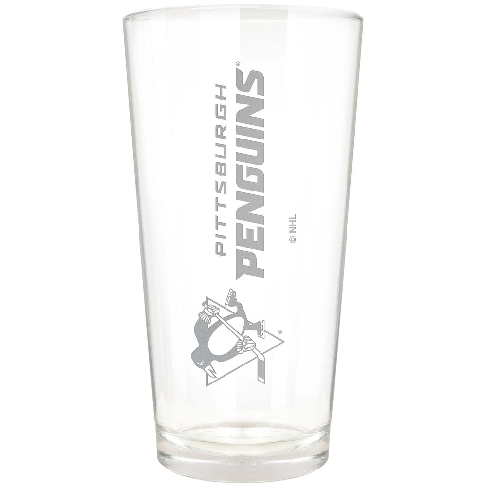 Pittsburgh Penguins Etched 16oz. Vertical Rally Cry Pint Glass