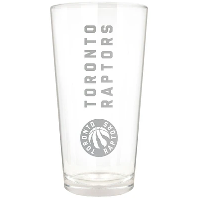 Toronto Raptors Etched 16oz. Vertical Rally Cry Pint Glass