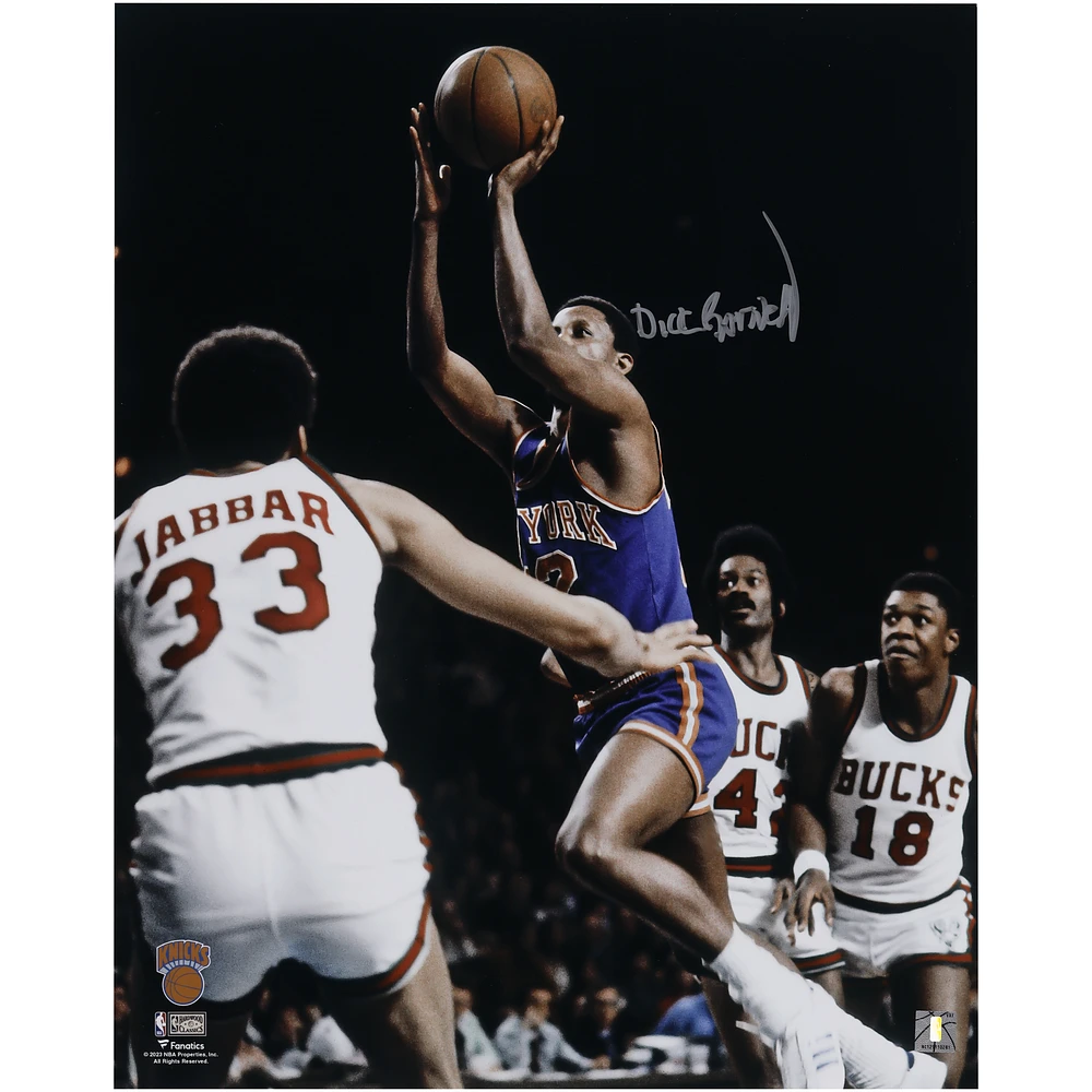 Dick Barnett New York Knicks Autographed 16" x 20" Shooting vs. Bucks Photograph