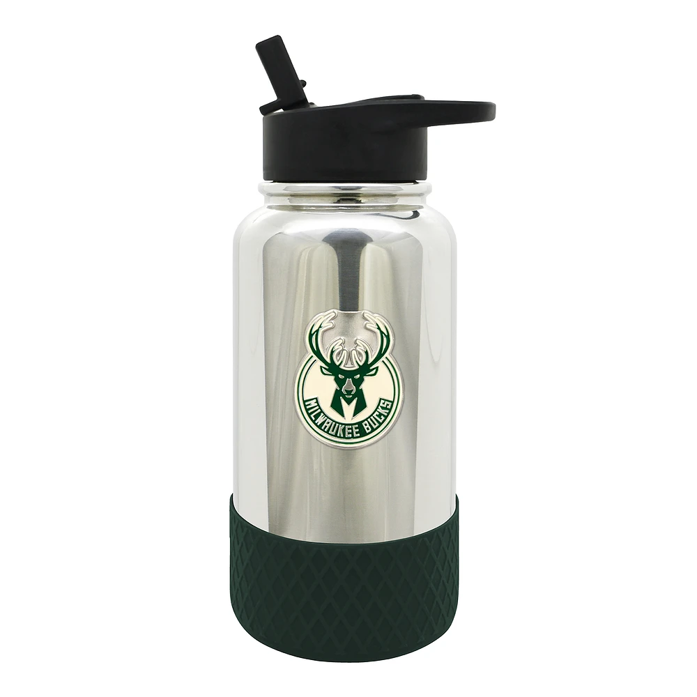 Milwaukee Bucks 32oz. Team Color Chrome Hydration Bottle
