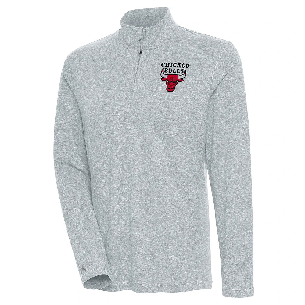 Women's Antigua Heather Chicago Bulls Confront Quarter-Zip Pullover Top