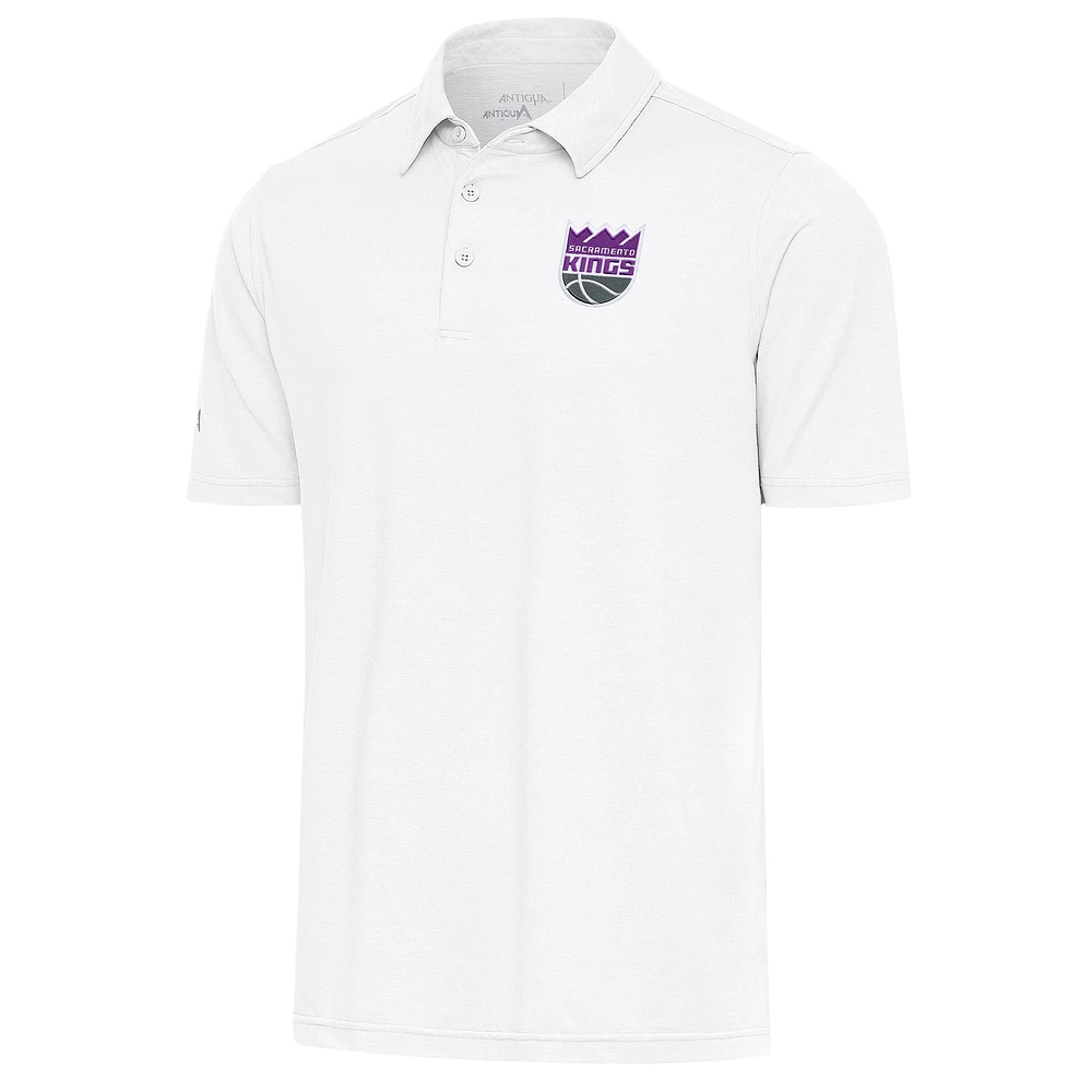 Men's Antigua White Sacramento Kings Par Polo