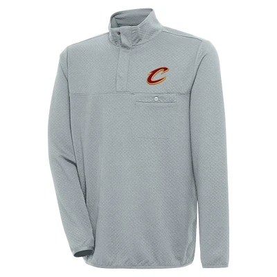 Men's Antigua Gray Cleveland Cavaliers Steamer Quarter-Snap Pullover Top