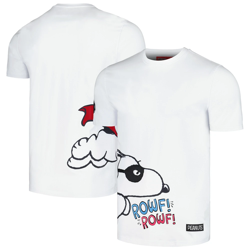 Unisex Freeze Max White Peanuts Snoopy Hero T-Shirt