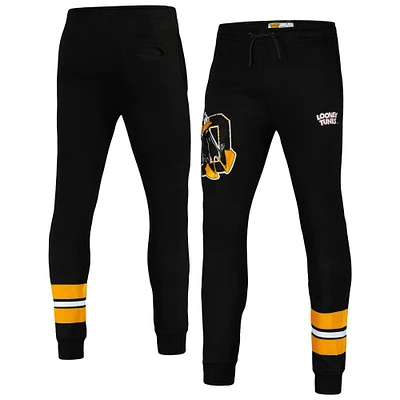 Men's Freeze Max Black Looney Tunes Daffy Varsity Joggers