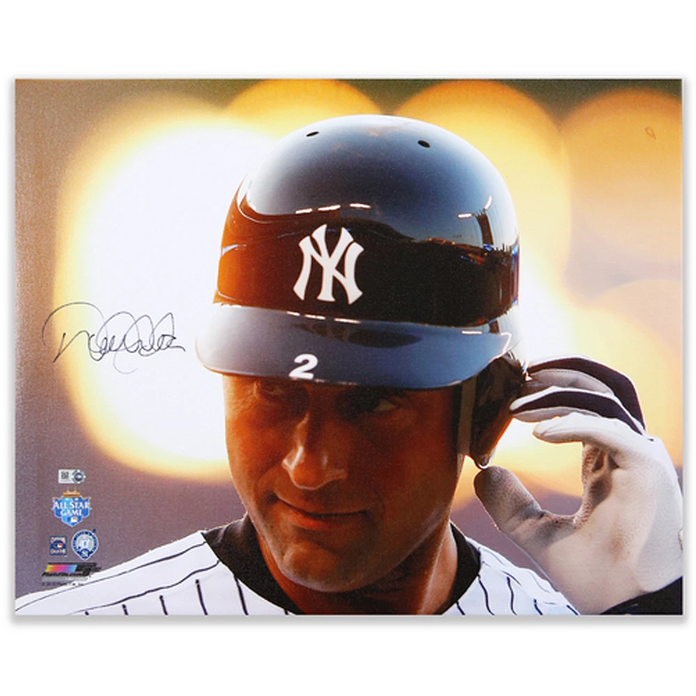 Derek Jeter New York Yankees Autographed 16" x 20" Portrait Canvas Photograph
