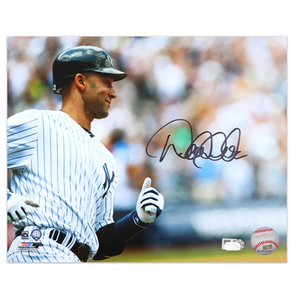 Derek Jeter New York Yankees Autographed 8" x 10" Running Photograph