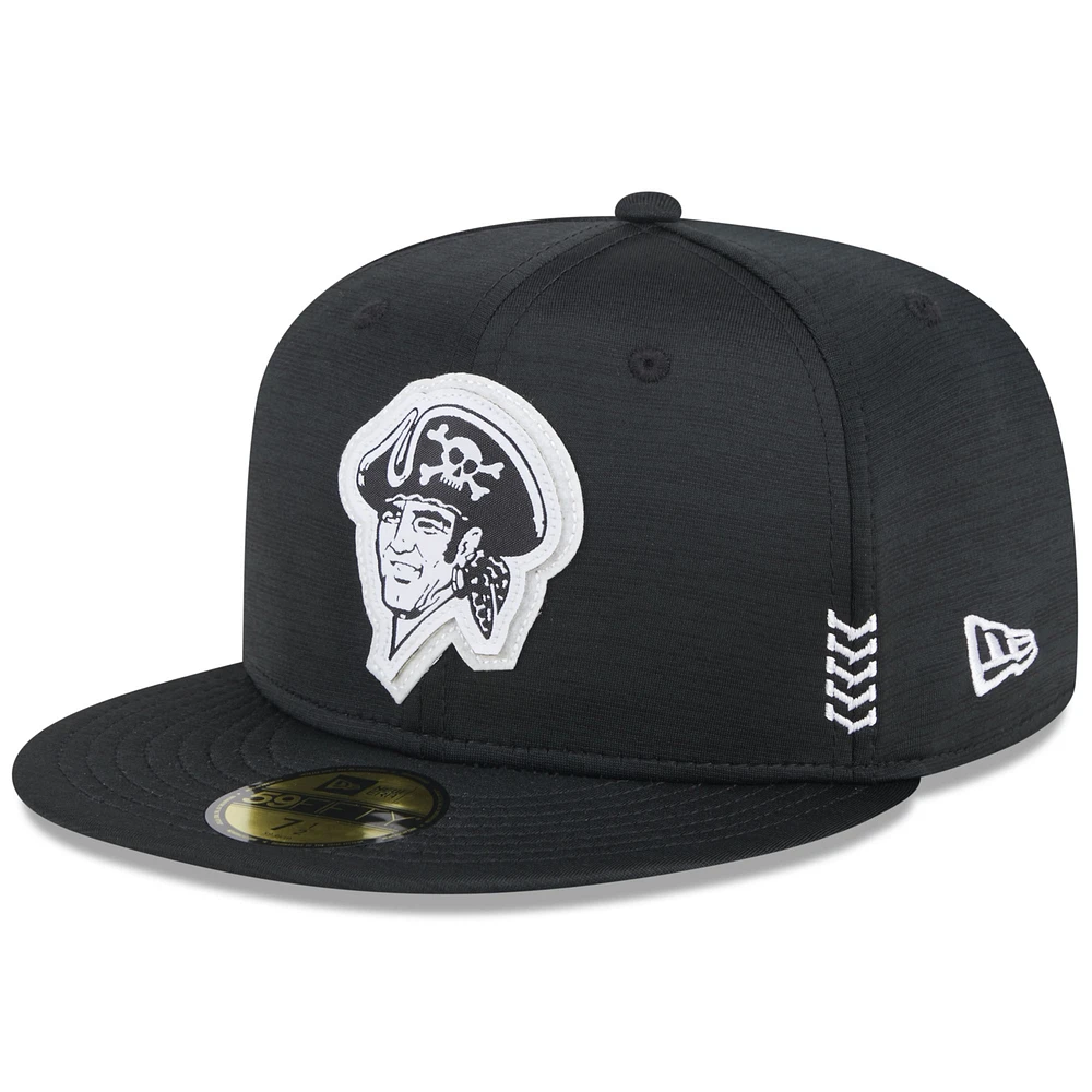 Men's New Era Black Pittsburgh Pirates 2024 Clubhouse 59FIFTY Fitted Hat