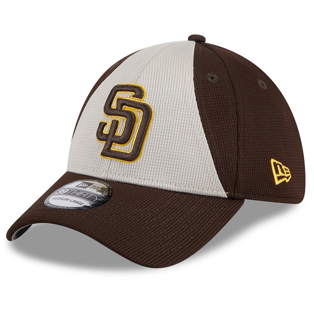 Men's New Era Brown San Diego Padres 2025 Batting Practice 39THIRTY Flex Hat