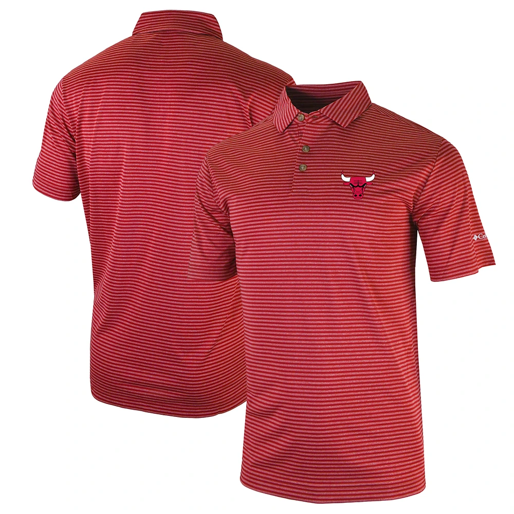 Men's Columbia Red Chicago Bulls FW23 Men's Omni-Wick Club Invite II Polo