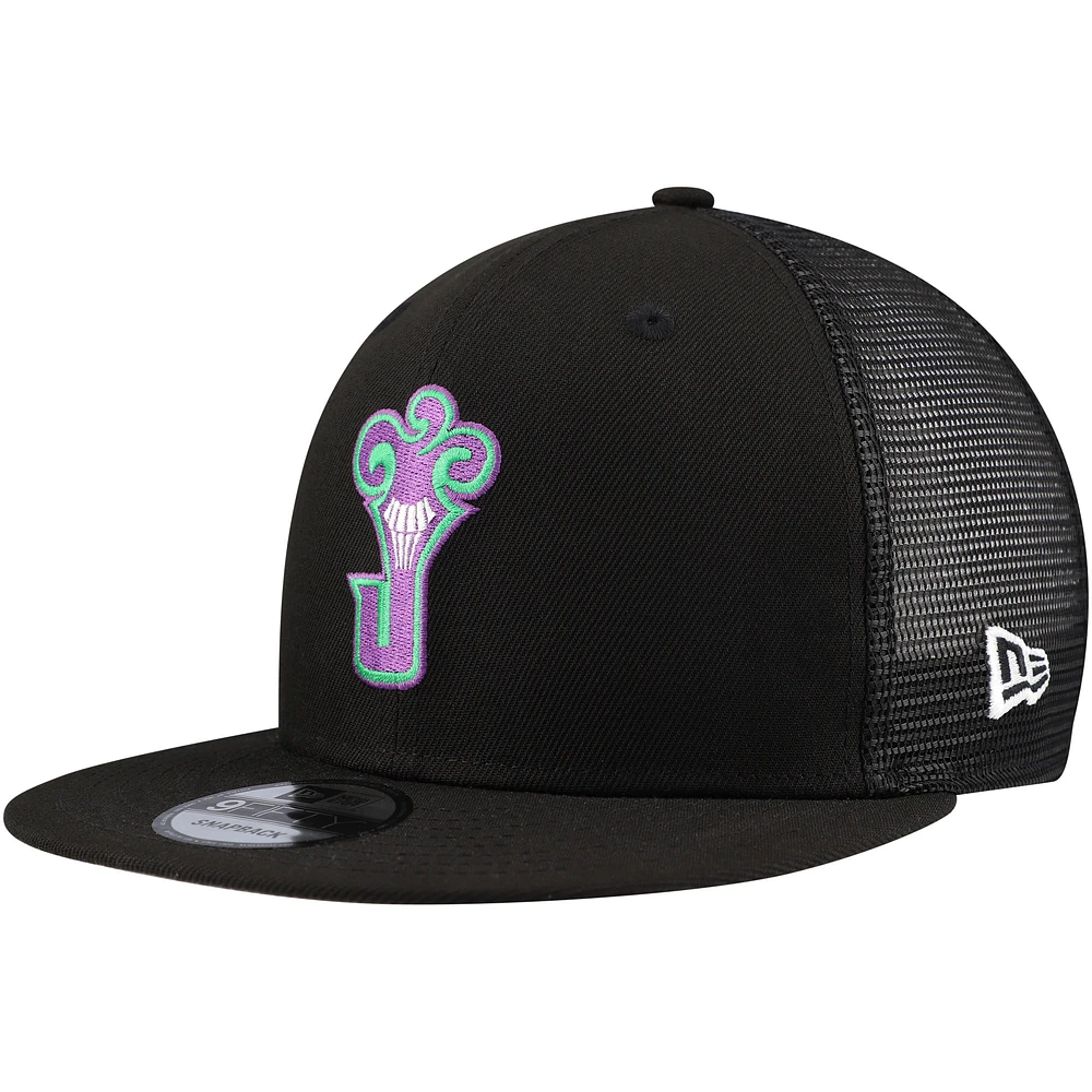 Men's New Era Black Batman 9FIFTY Snapback Trucker Hat