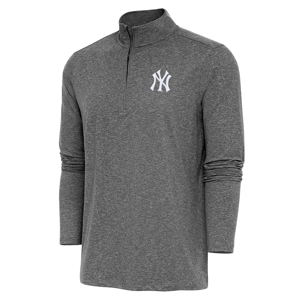 Men's Antigua Heather Black New York Yankees Hunk Quarter-Zip Pullover Top