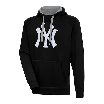Men's Antigua Black New York Yankees Victory Chenille Pullover Hoodie