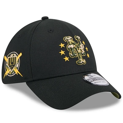 Men's New Era Black York Mets 2024 Armed Forces Day 39THIRTY Flex Hat