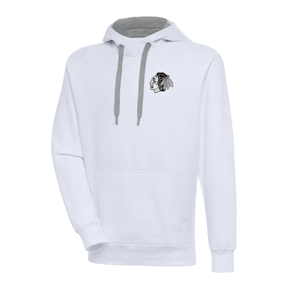 Men's Antigua Chicago Blackhawks Metallic Logo Victory Pullover Hoodie