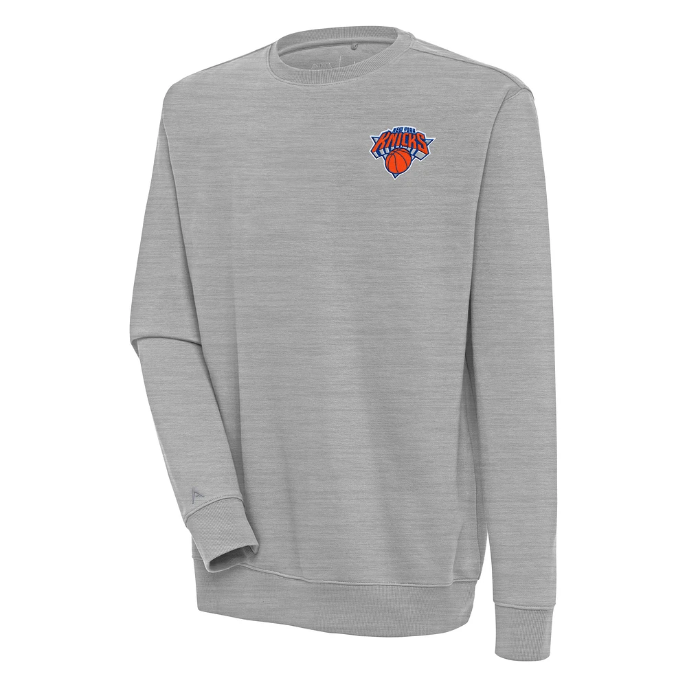 Men's Antigua Heather Gray New York Knicks Victory Pullover Sweatshirt