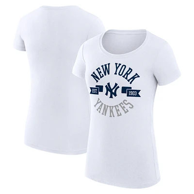 Women's G-III 4Her by Carl Banks White New York Yankees Super-Slim Fit Lightweight City Graphic T-Shirt