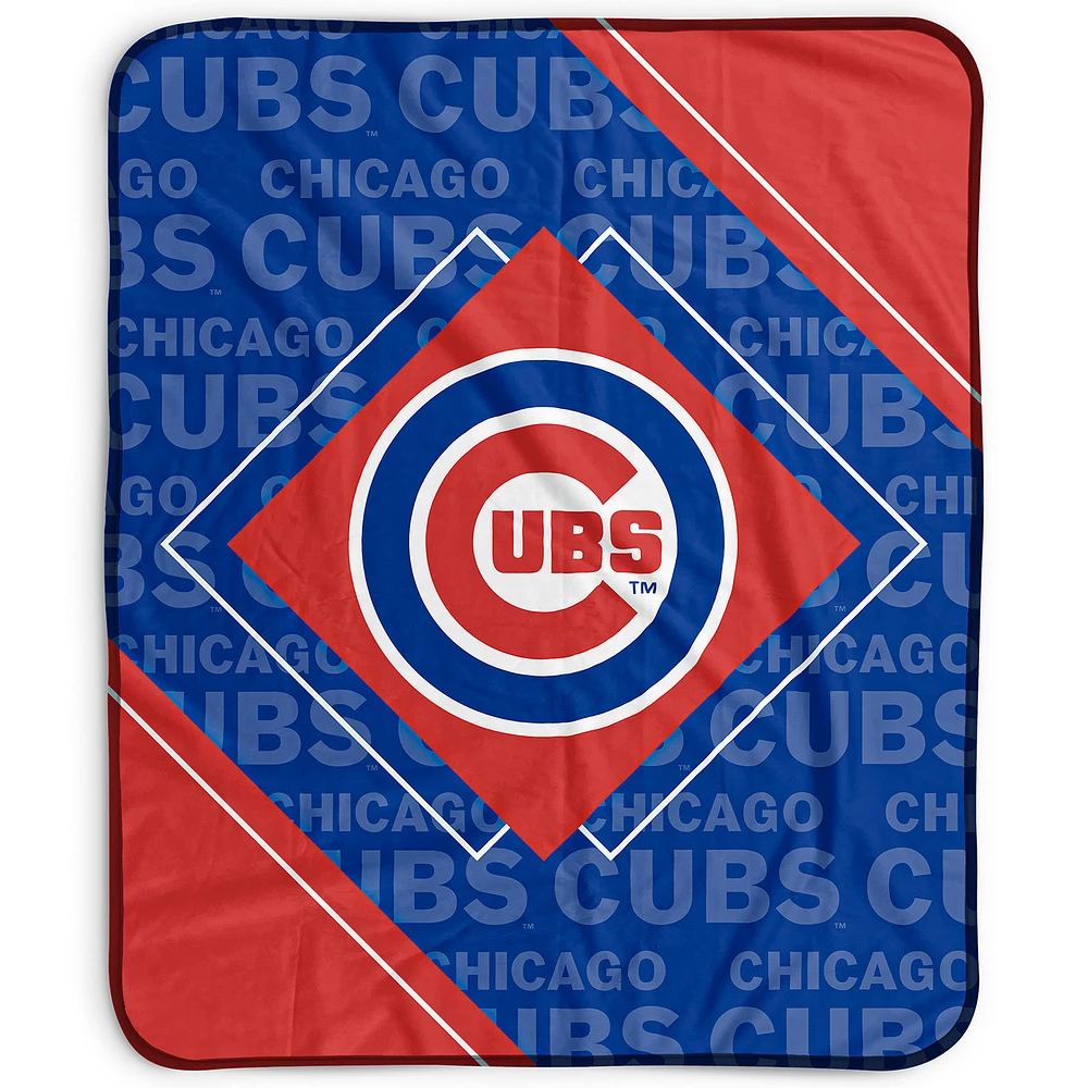 Pegasus Chicago Cubs 50" x 60" Diamond Logo Fleece Blanket