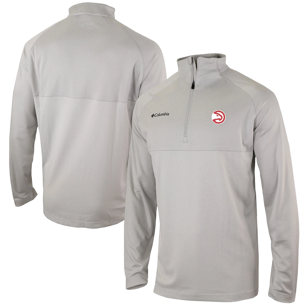 Men's Columbia Heather Gray Atlanta Hawks Omni-Wick Rockin' It Quarter-Zip Pullover Top