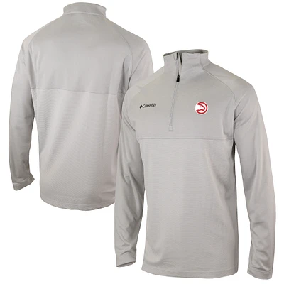 Men's Columbia Heather Gray Atlanta Hawks Omni-Wick Rockin' It Quarter-Zip Pullover Top