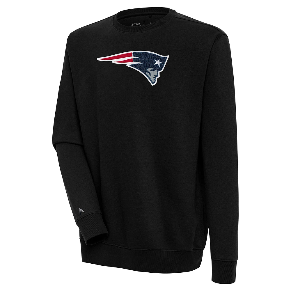 Men's Antigua Black New England Patriots Victory Crewneck Pullover Sweatshirt