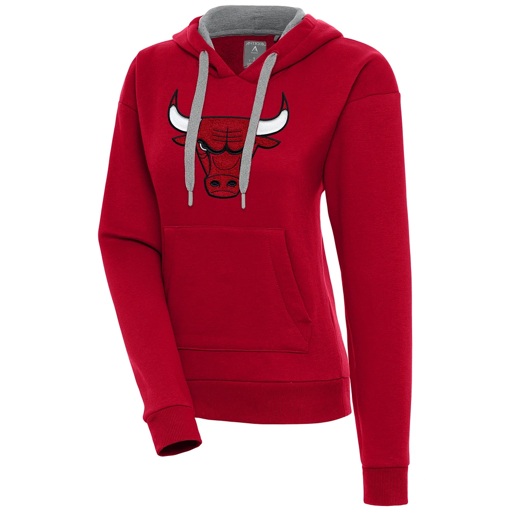 Women's Antigua Red Chicago Bulls Victory Pullover Hoodie