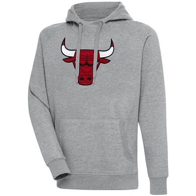 Men's Antigua Heather Gray Chicago Bulls Victory Pullover Hoodie