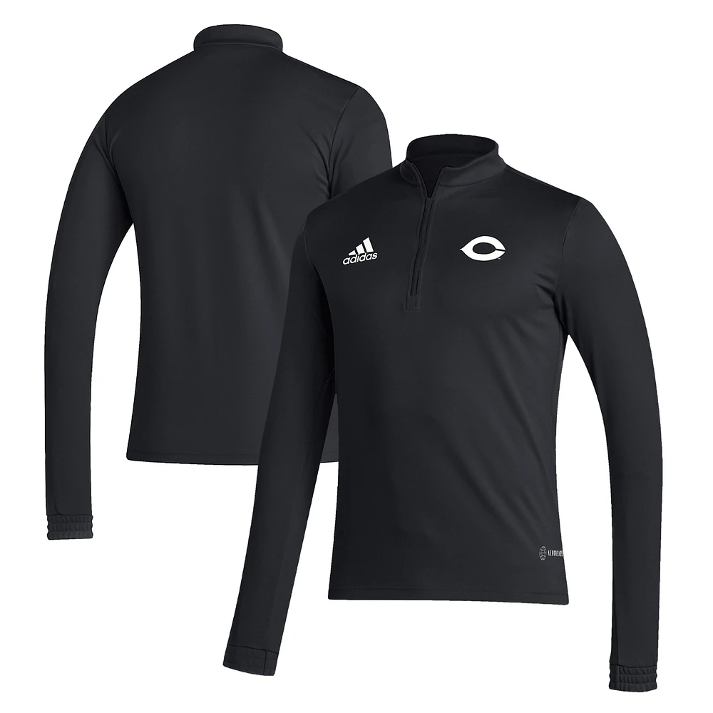Men's adidas Black UChicago Maroons Entrada 22 Training Quarter-Zip Pullover Top