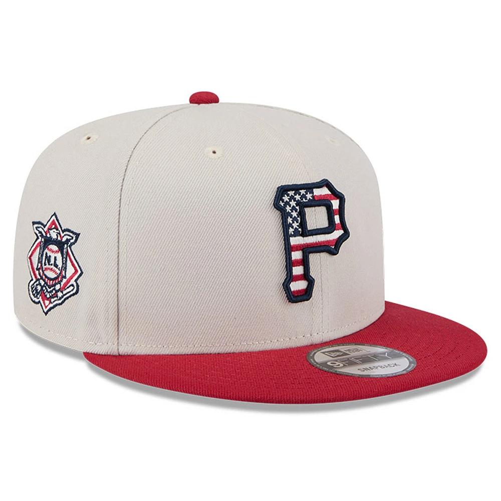 Men's New Era Khaki/Red Pittsburgh Pirates 2024 Fourth of July 9FIFTY Snapback Hat