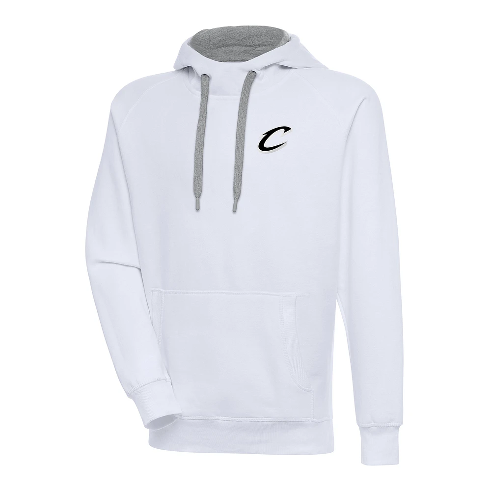 Men's Antigua Cleveland Cavaliers Metallic Logo Victory Raglan Pullover Hoodie