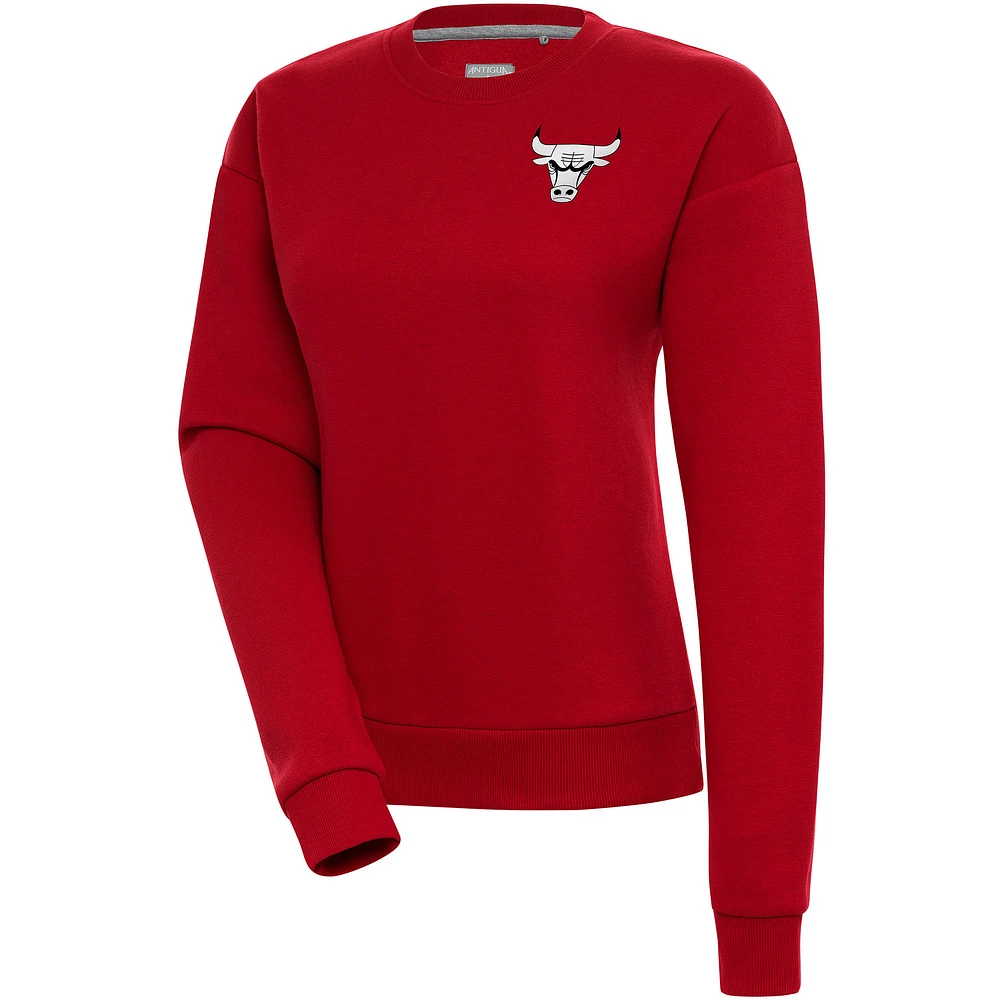 Women's Antigua Red Chicago Bulls Brushed Metallic Victory Pullover Sweatshirt