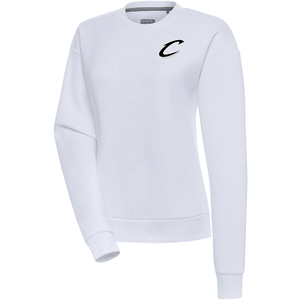 Women's Antigua White Cleveland Cavaliers Brushed Metallic Victory Pullover Sweatshirt