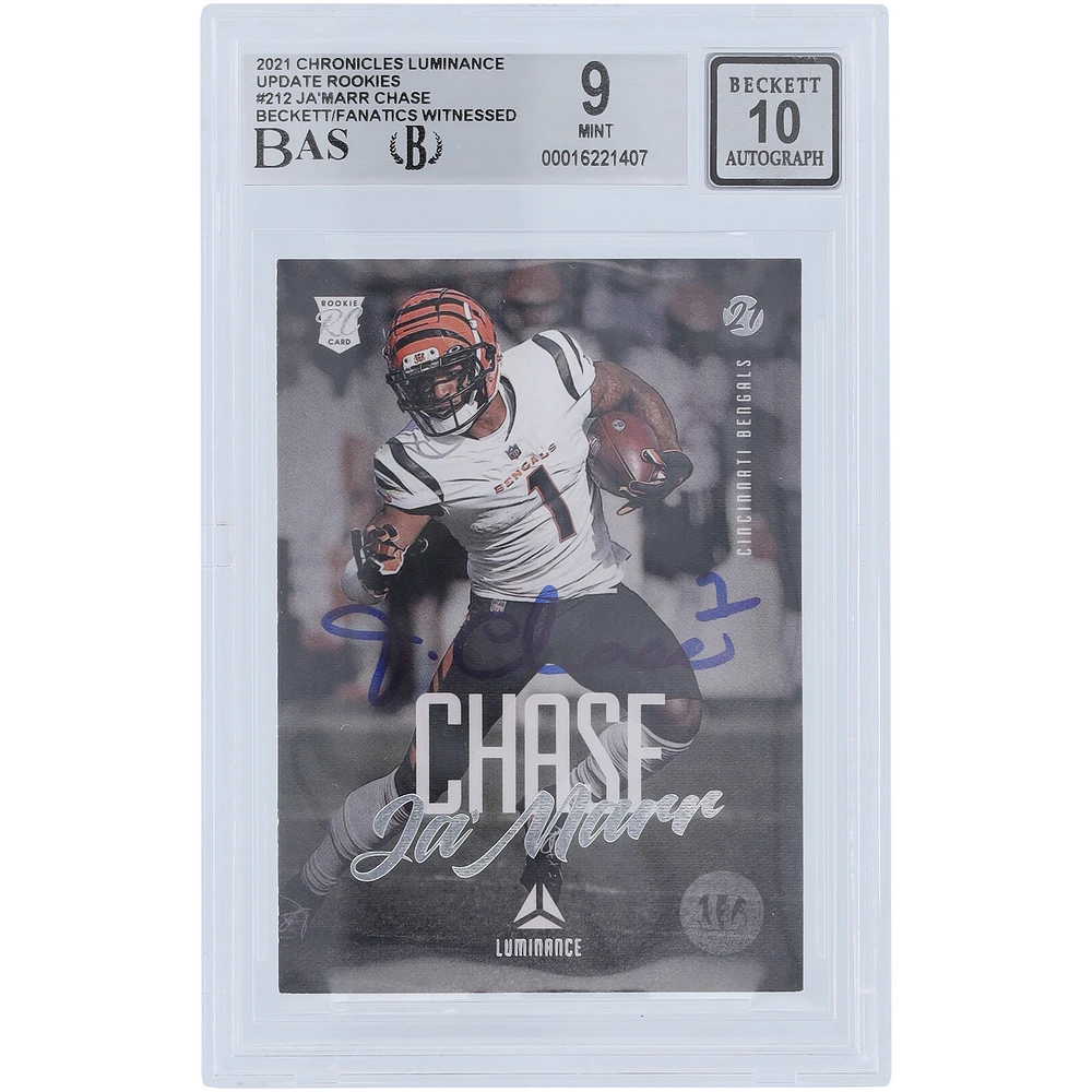 Ja'Marr Chase Cincinnati Bengals Autographed 2021 Panini Luminance #212 Beckett Fanatics Witnessed Authenticated 9/10 Rookie Card