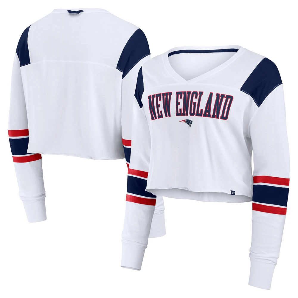 Women's Fanatics White New England Patriots Stretch Cropped Fashion Long Sleeve T-Shirt